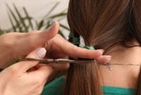 Cara Potong Rambut Sendiri Model Bob dan Layering
